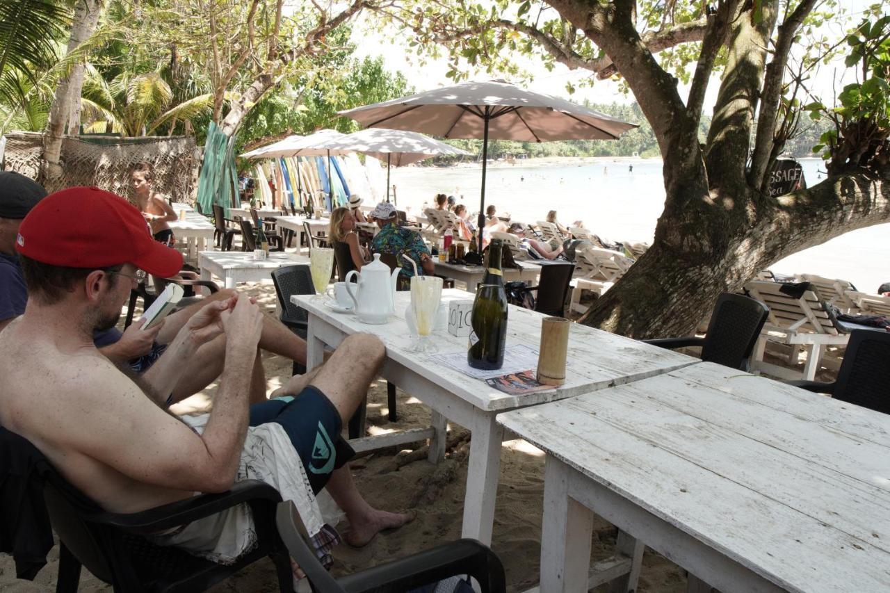 Surf Nest Hiriketiya Hotel Dickwella Exterior photo
